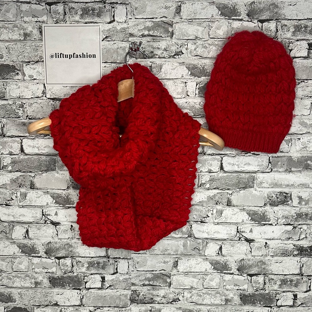 EUC Lane Bryant Red Knit Hat  ONE SIZE